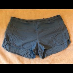 Lululemon speed shorts 2.5